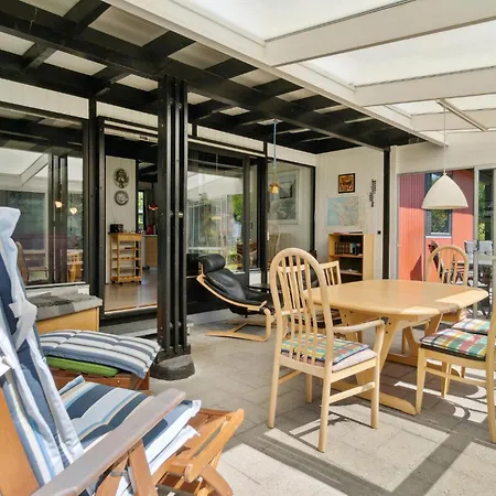 Gorgeous In With Wifi *